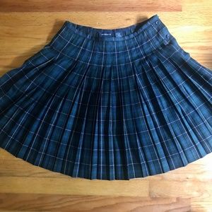 Liz Claiborne Lizsport pleated skirt
